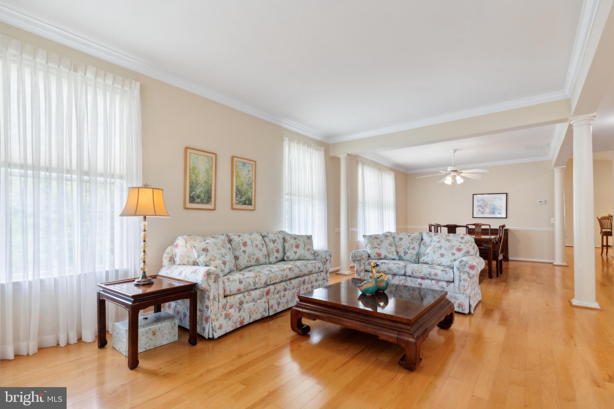 FOUR SEASONS IN HISTORIC VIRGINIA - Residential