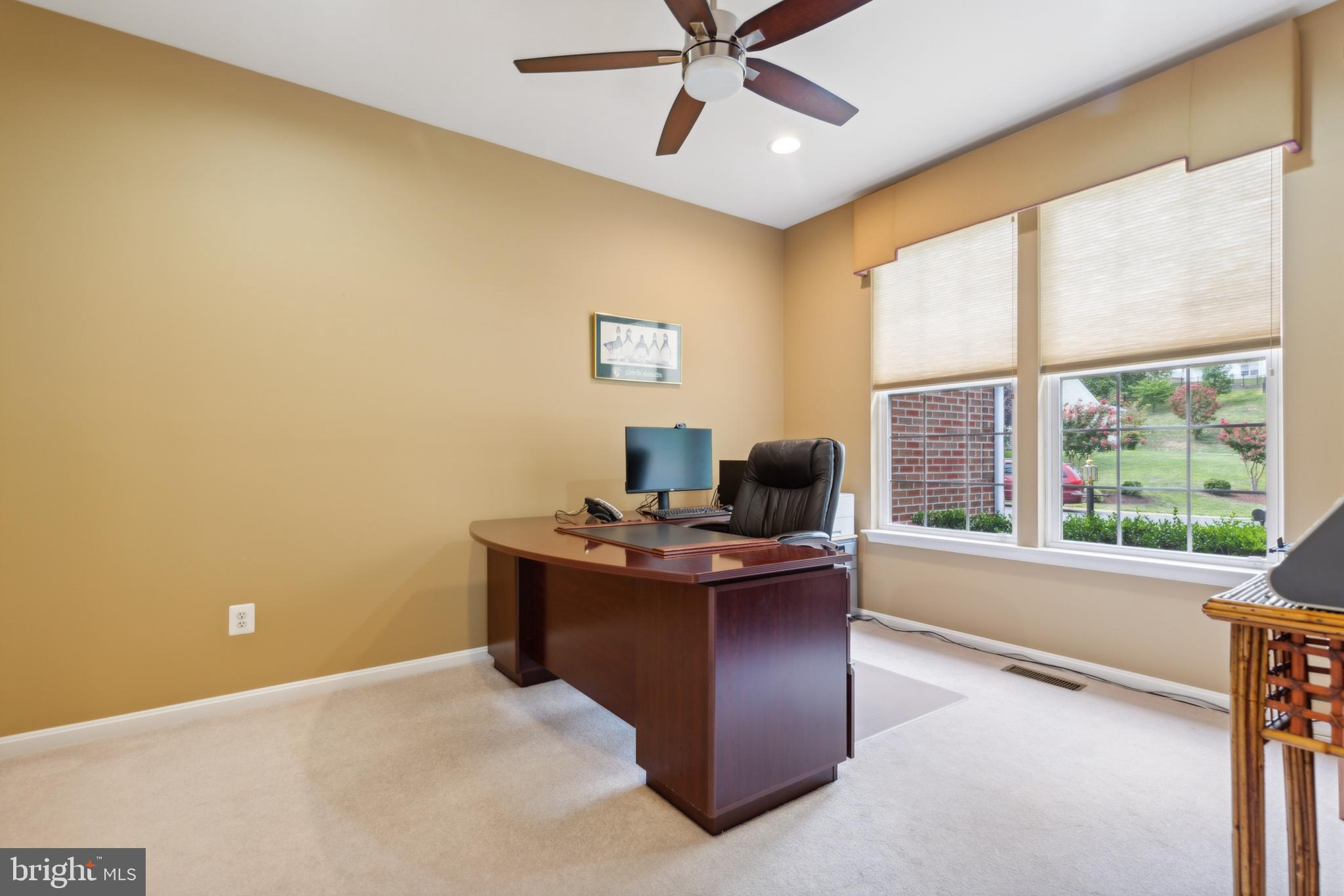 FOUR SEASONS IN HISTORIC VIRGINIA - Residential