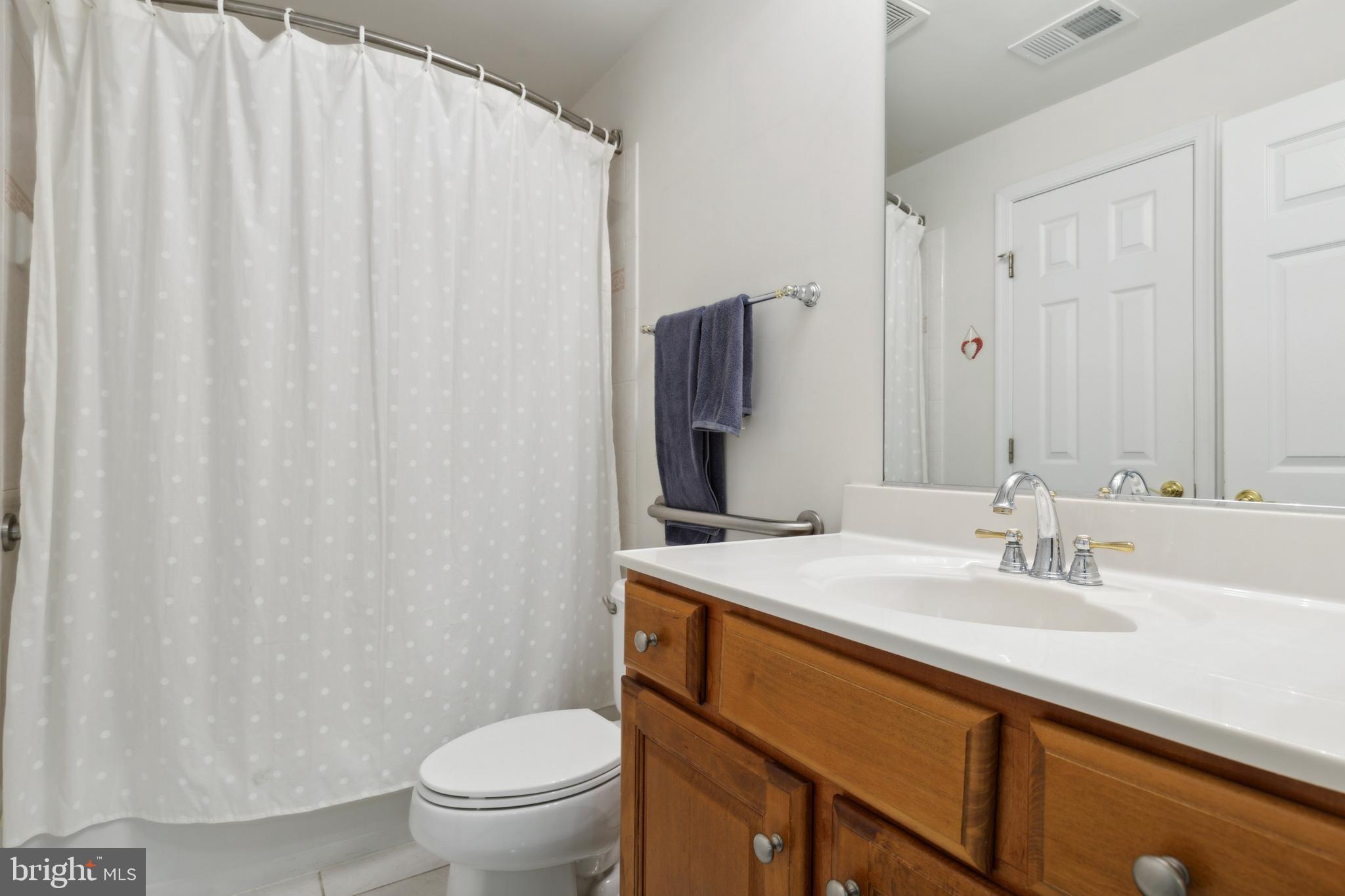 FOUR SEASONS IN HISTORIC VIRGINIA - Residential