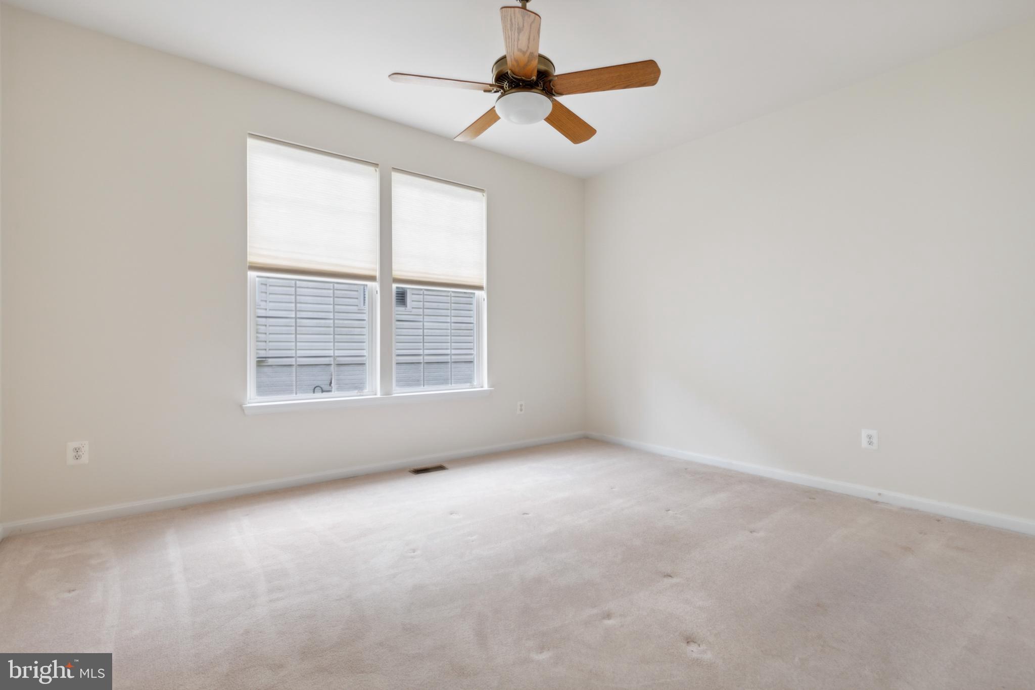 FOUR SEASONS IN HISTORIC VIRGINIA - Residential