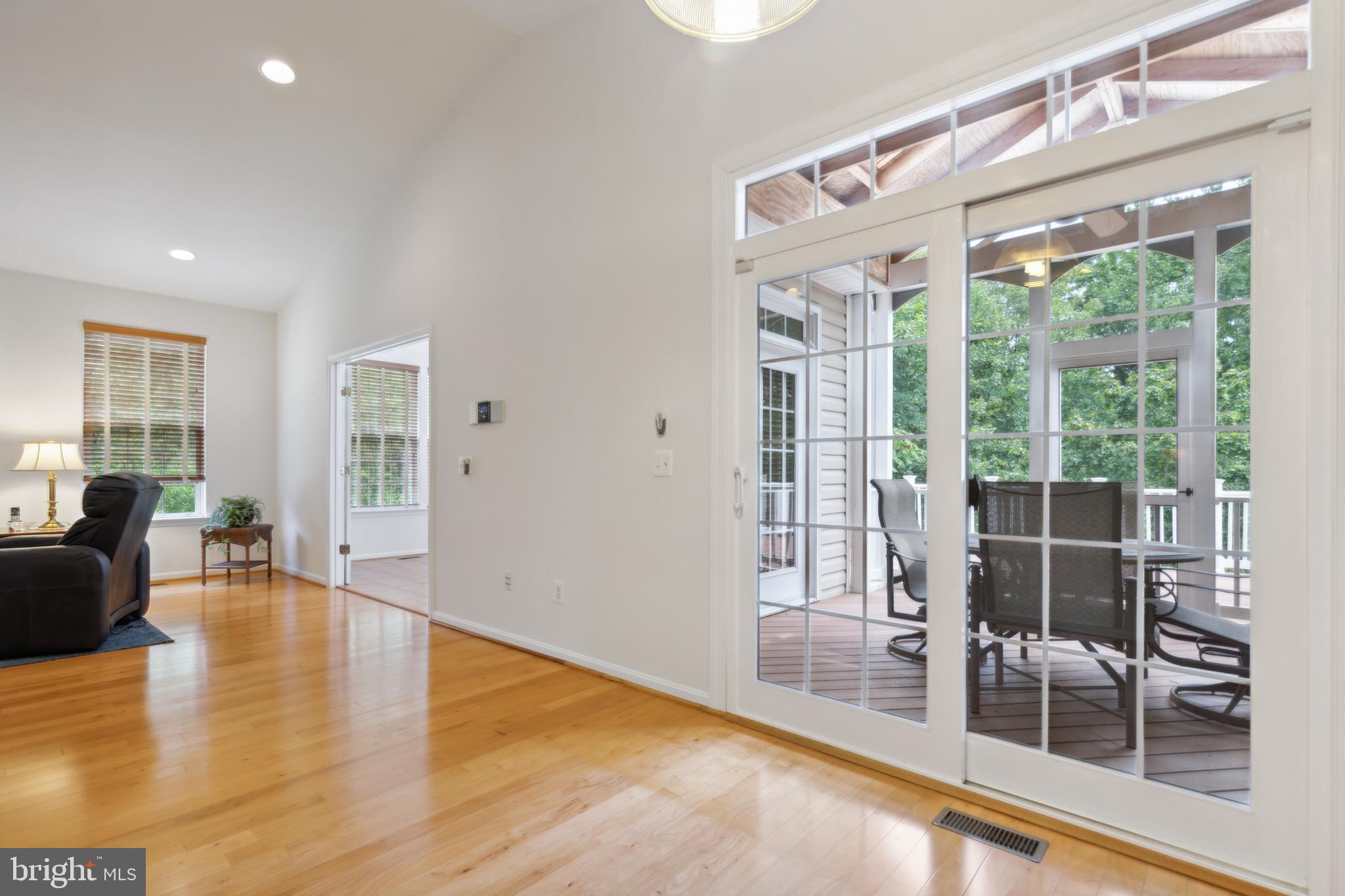 FOUR SEASONS IN HISTORIC VIRGINIA - Residential