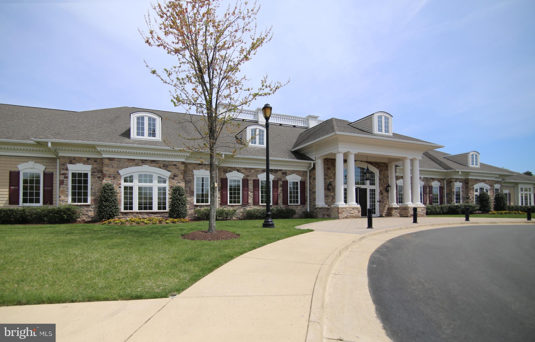 FOUR SEASONS IN HISTORIC VIRGINIA - Residential