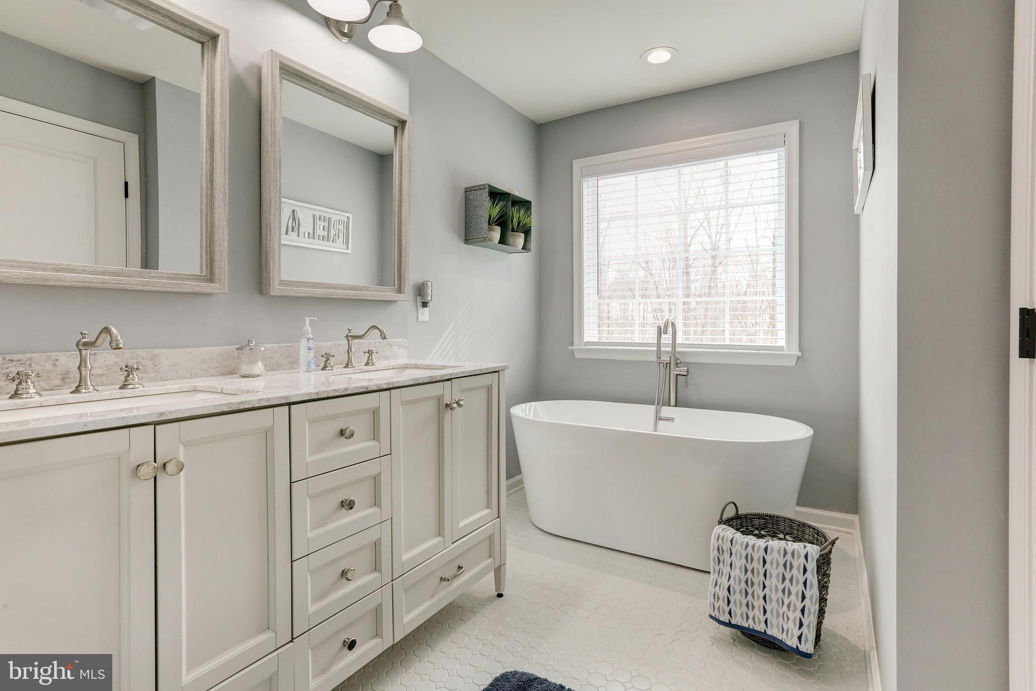 WYNDEMERE - Residential