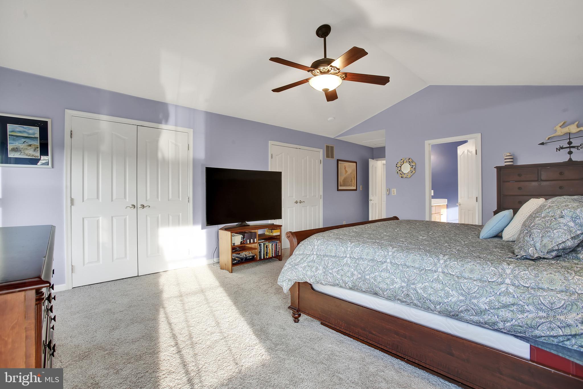 FOREST LAKES - Residential