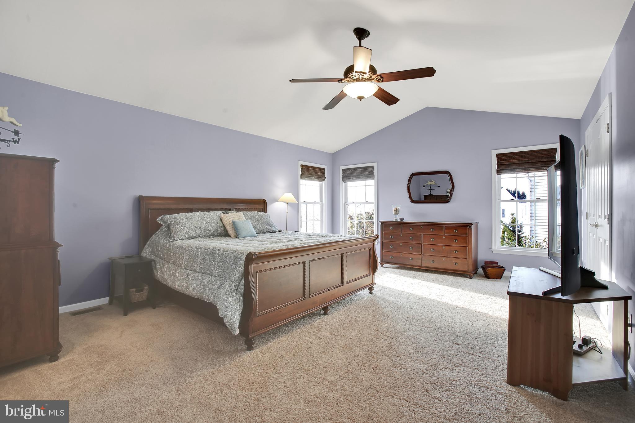 FOREST LAKES - Residential