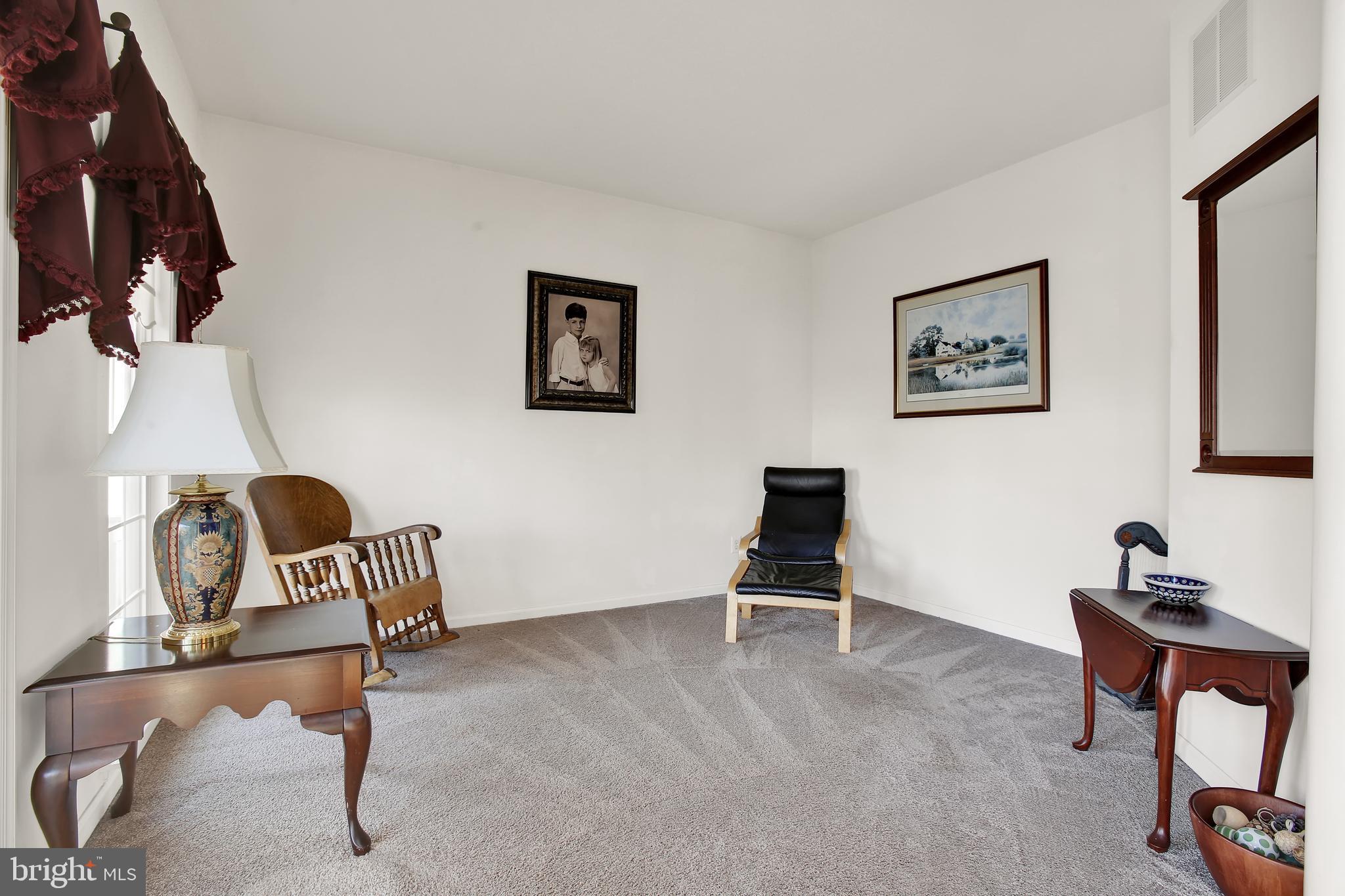 FOREST LAKES - Residential