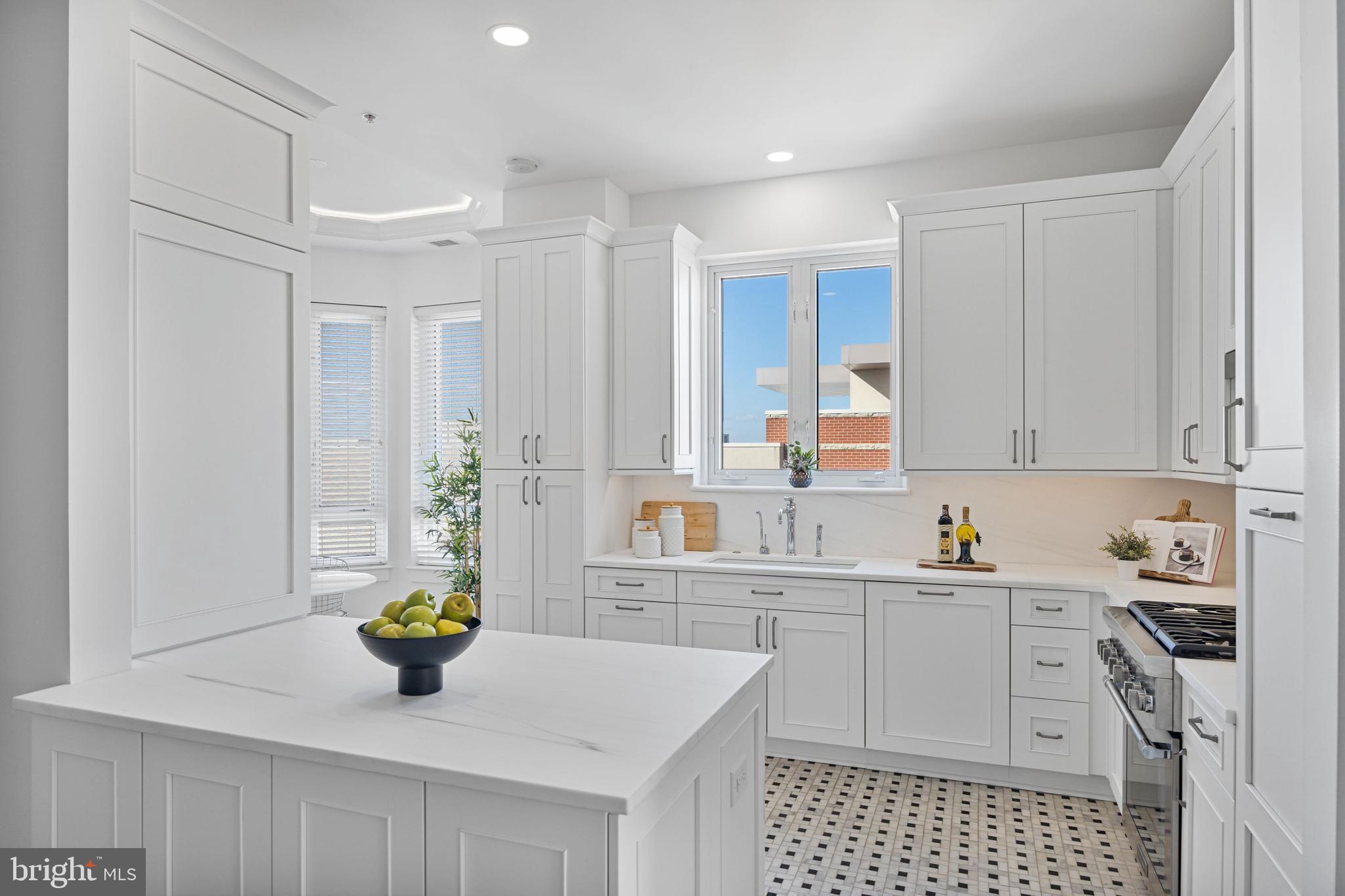 GRANDVIEW AT ANNAPOLIS TOWNE CENTRE - Residential