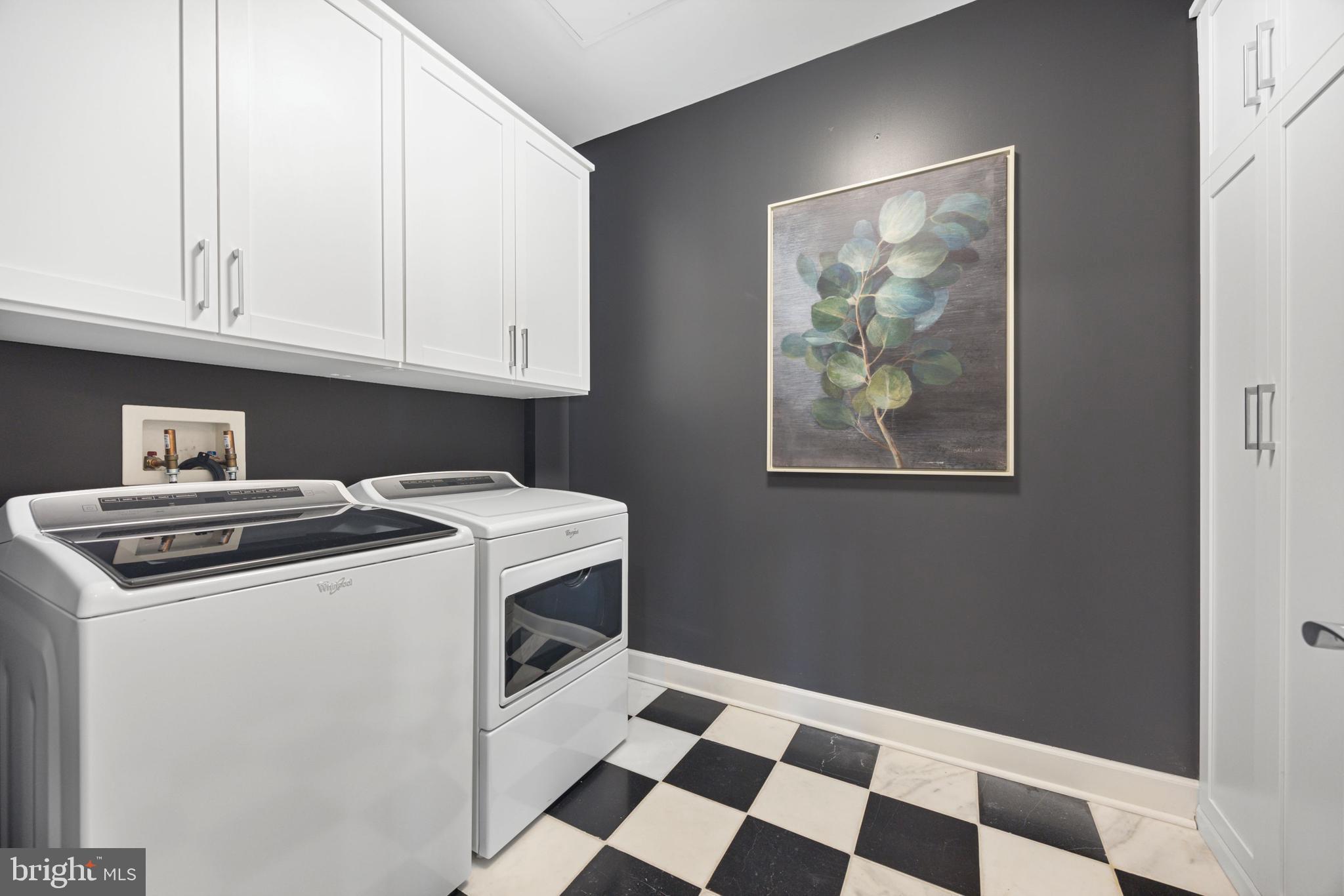 GRANDVIEW AT ANNAPOLIS TOWNE CENTRE - Residential
