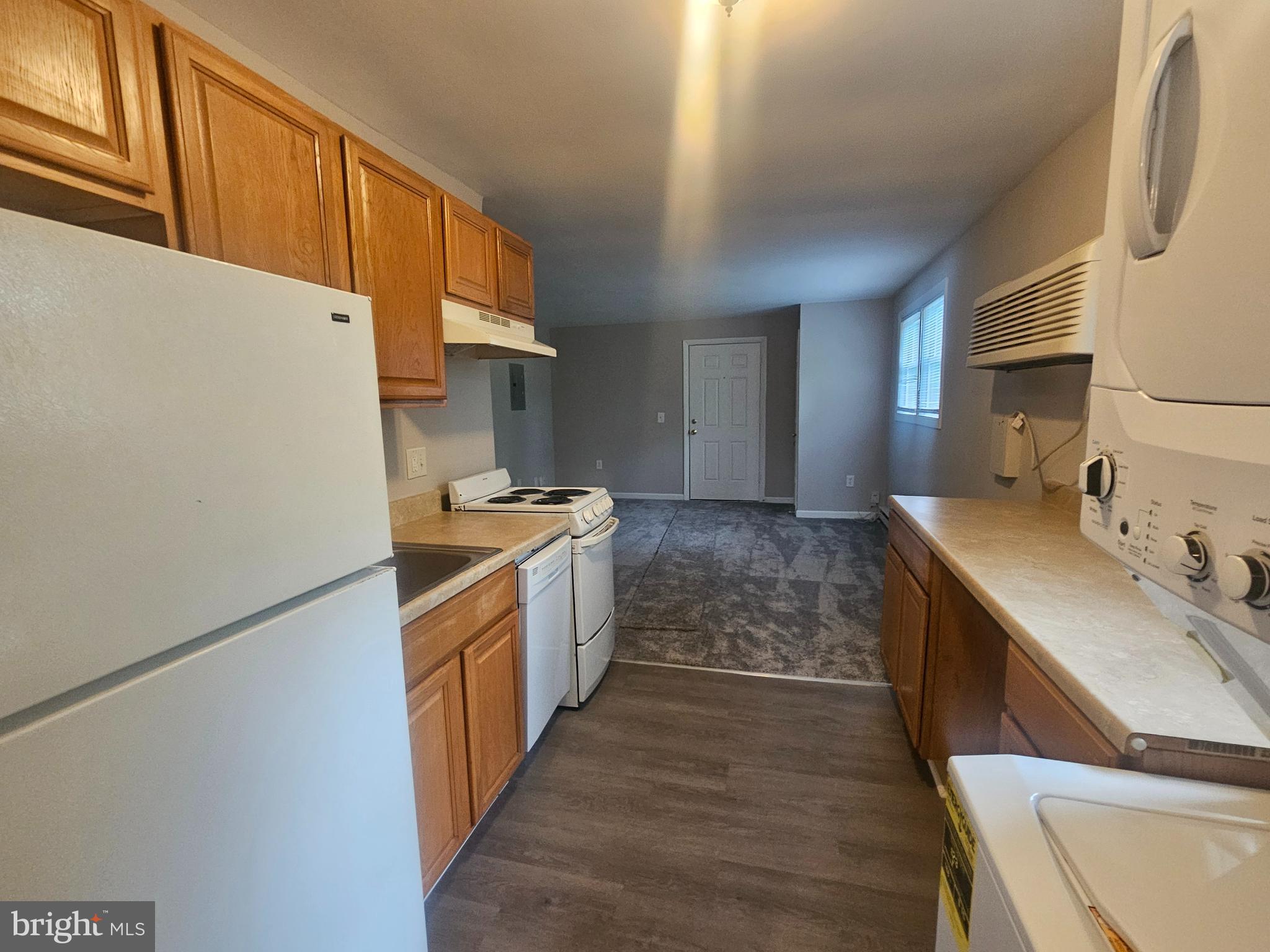 DILLARD - Residential Lease