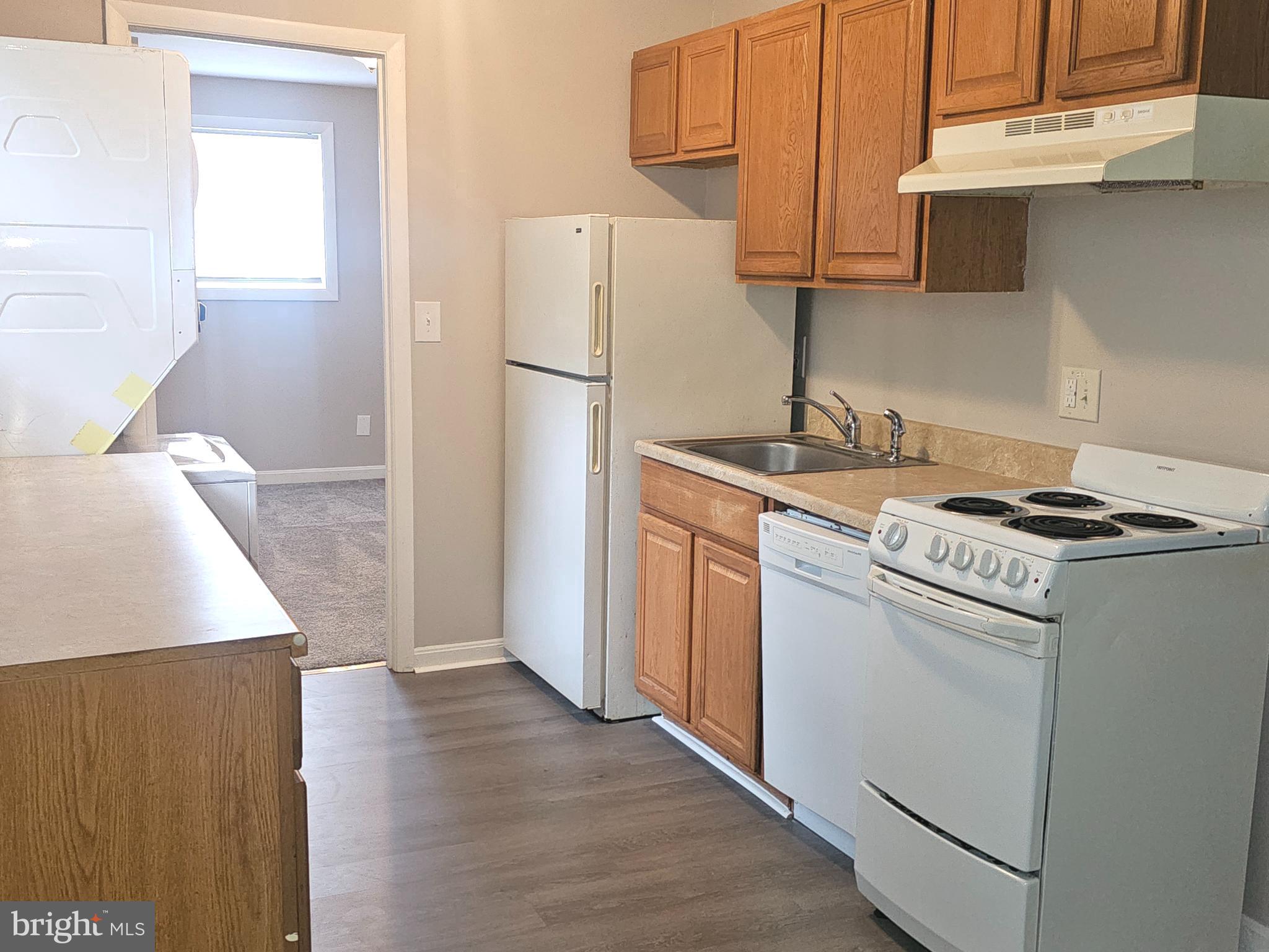 DILLARD - Residential Lease