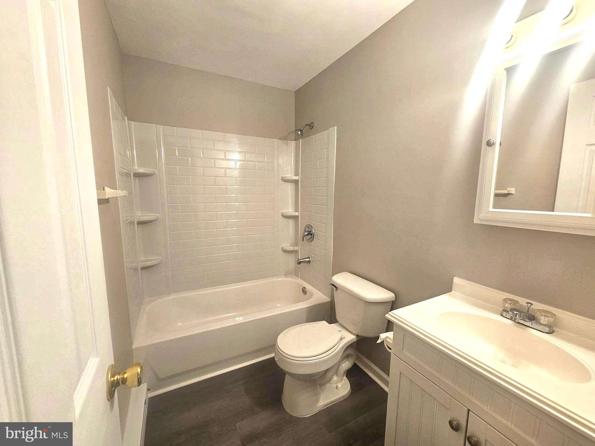 DILLARD - Residential Lease