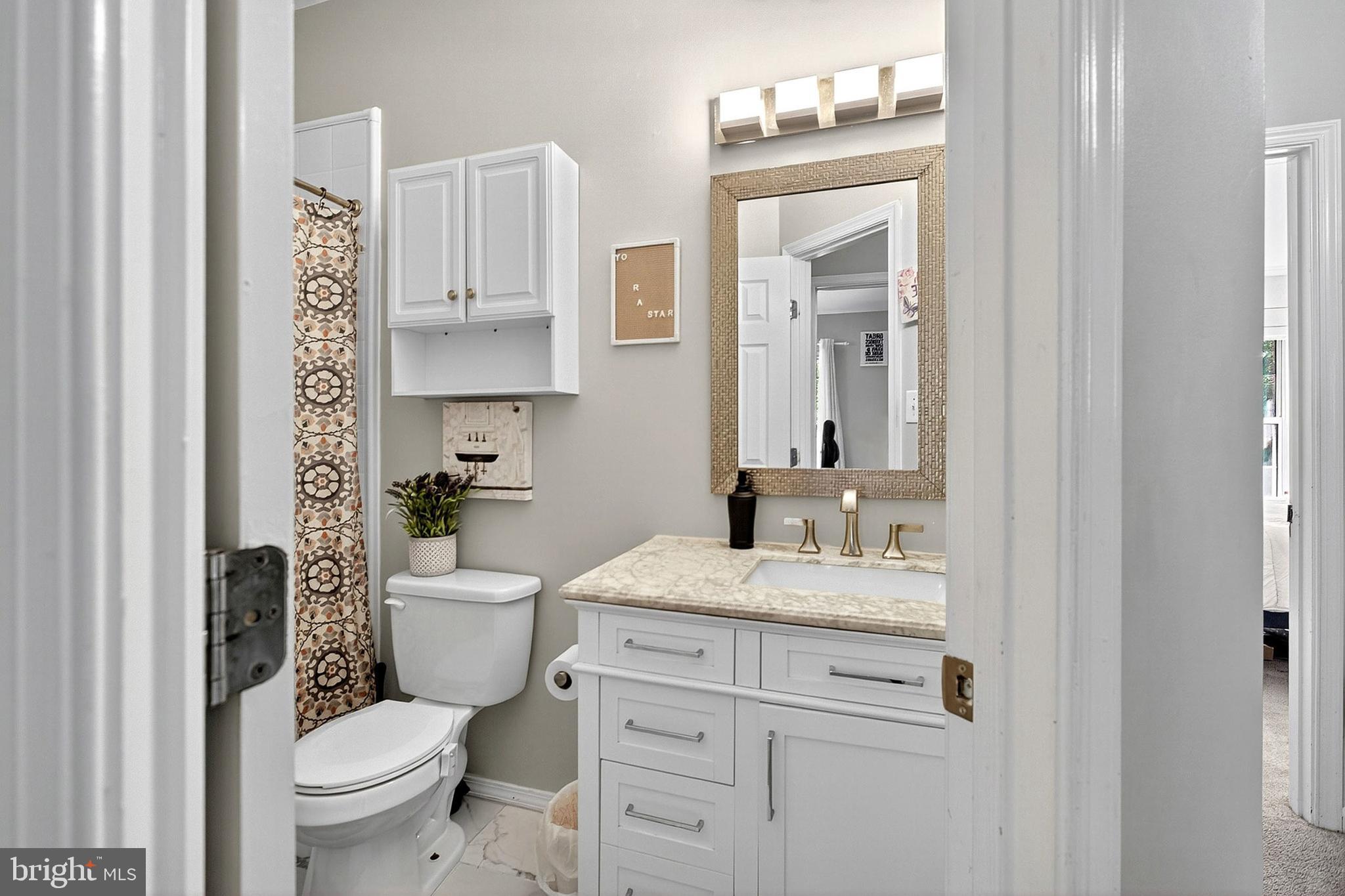 KINGS GRANT - Residential