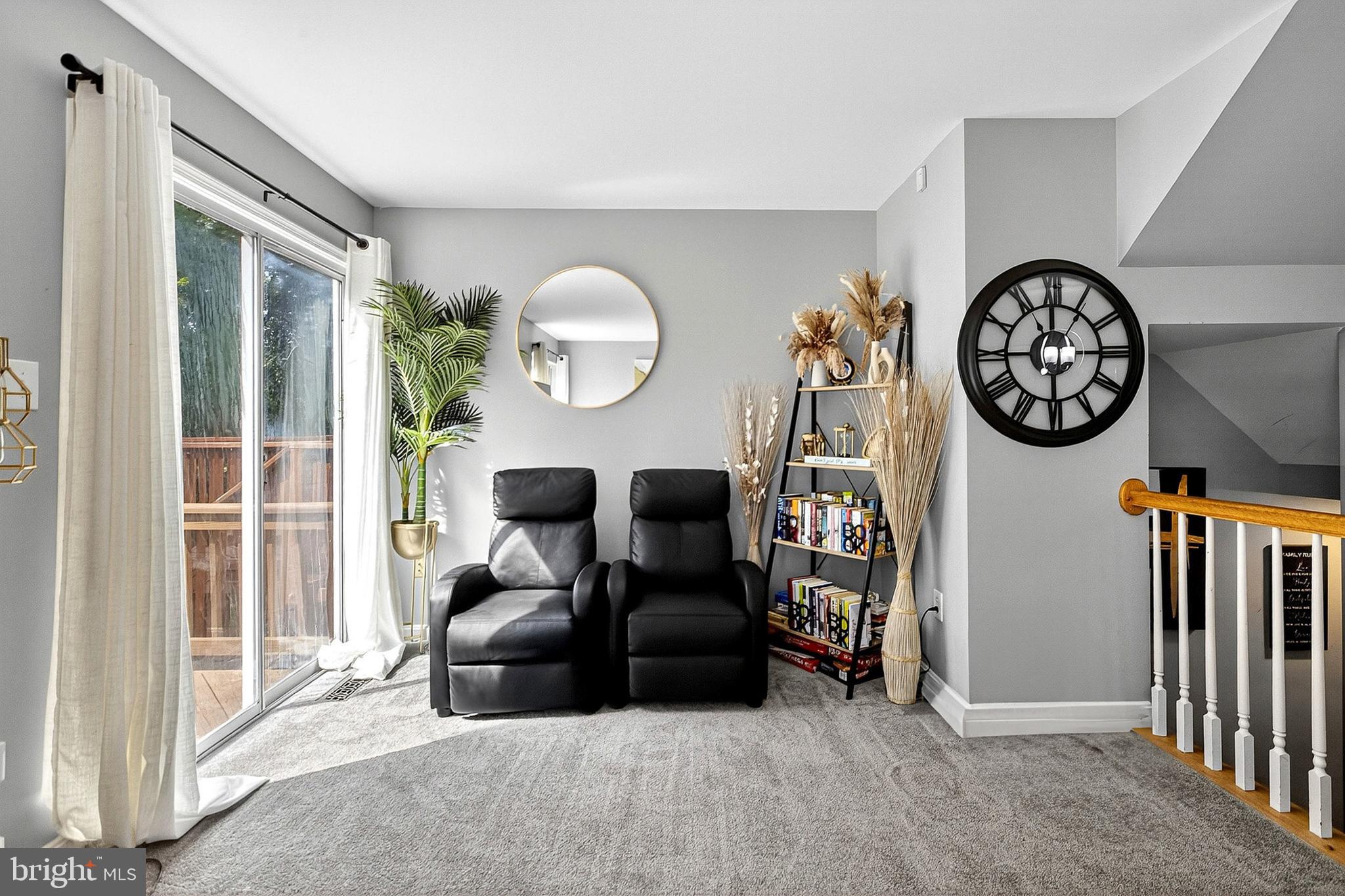 KINGS GRANT - Residential