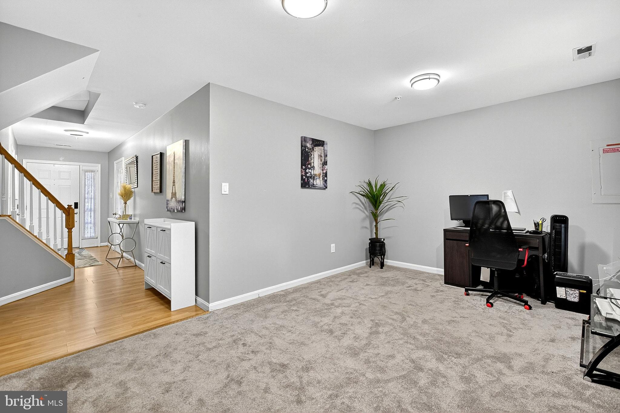 KINGS GRANT - Residential