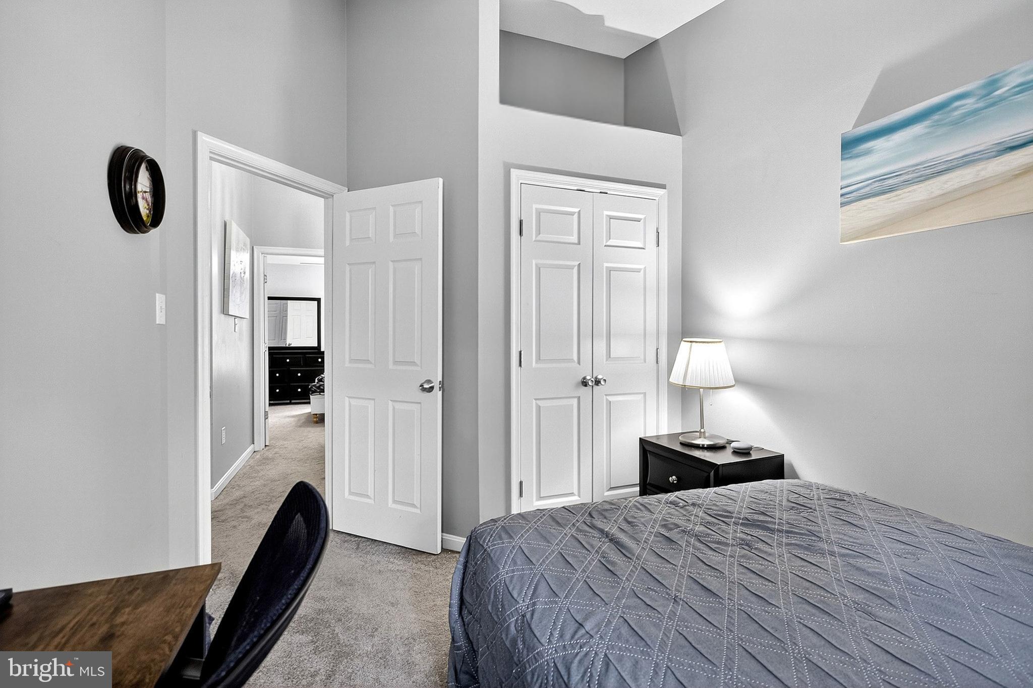 KINGS GRANT - Residential