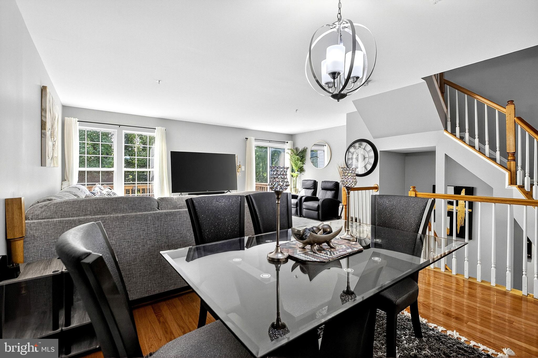 KINGS GRANT - Residential