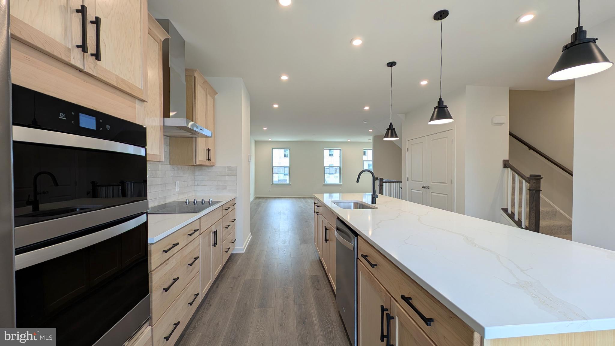 DALE WOODS - Residential