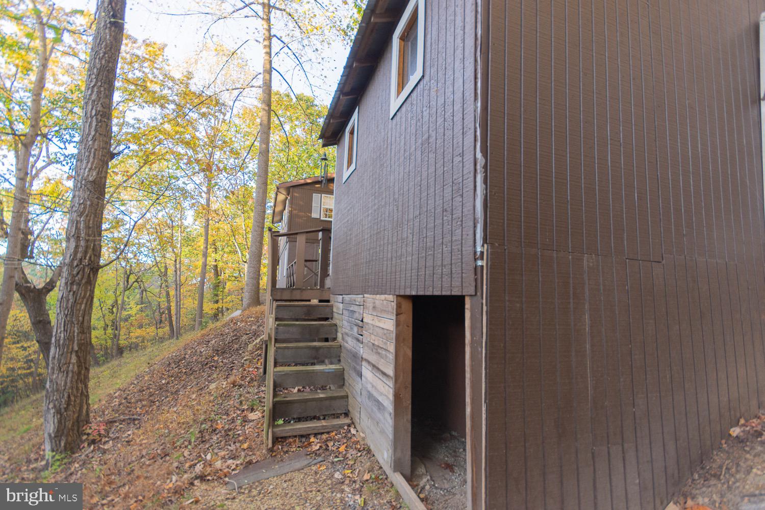 KEYES FERRY ACRES - Residential