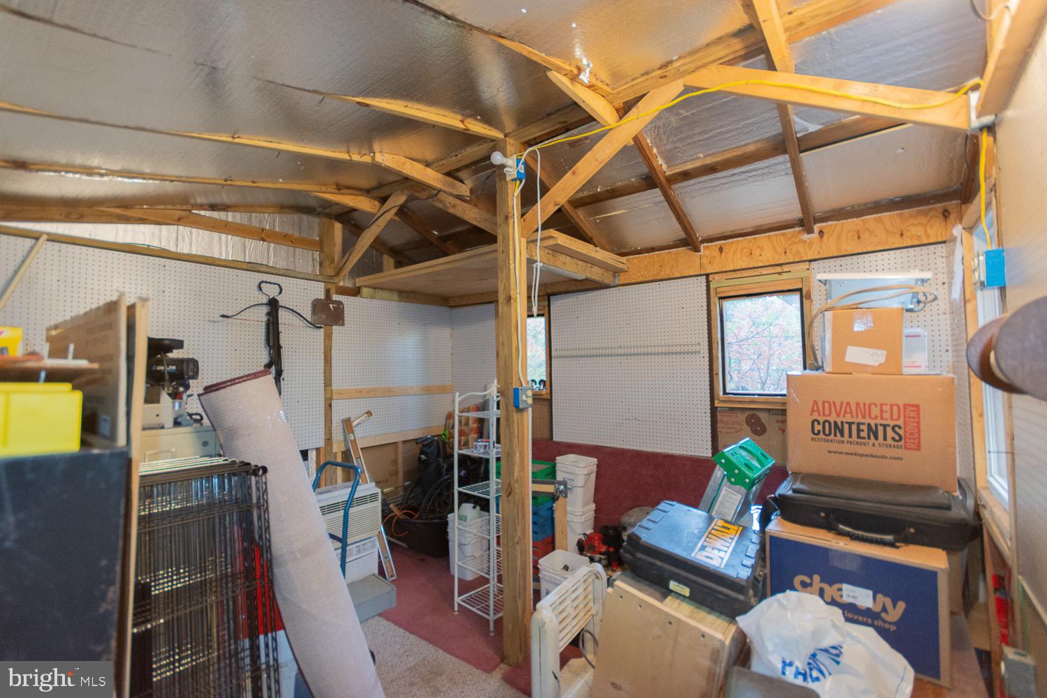 KEYES FERRY ACRES - Residential