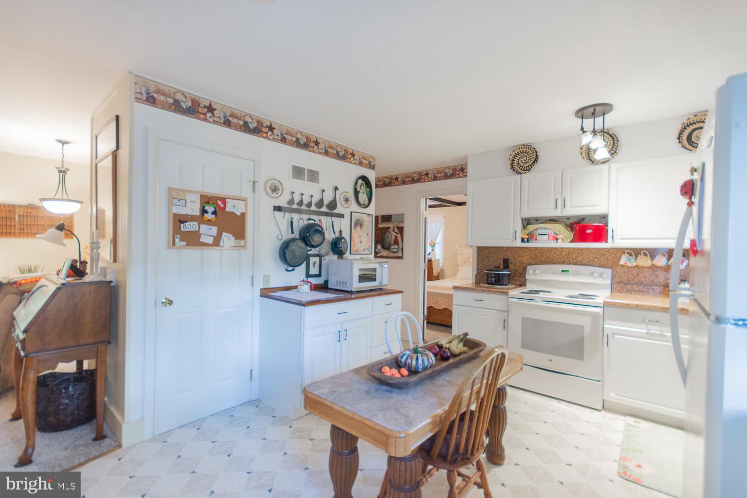 KEYES FERRY ACRES - Residential