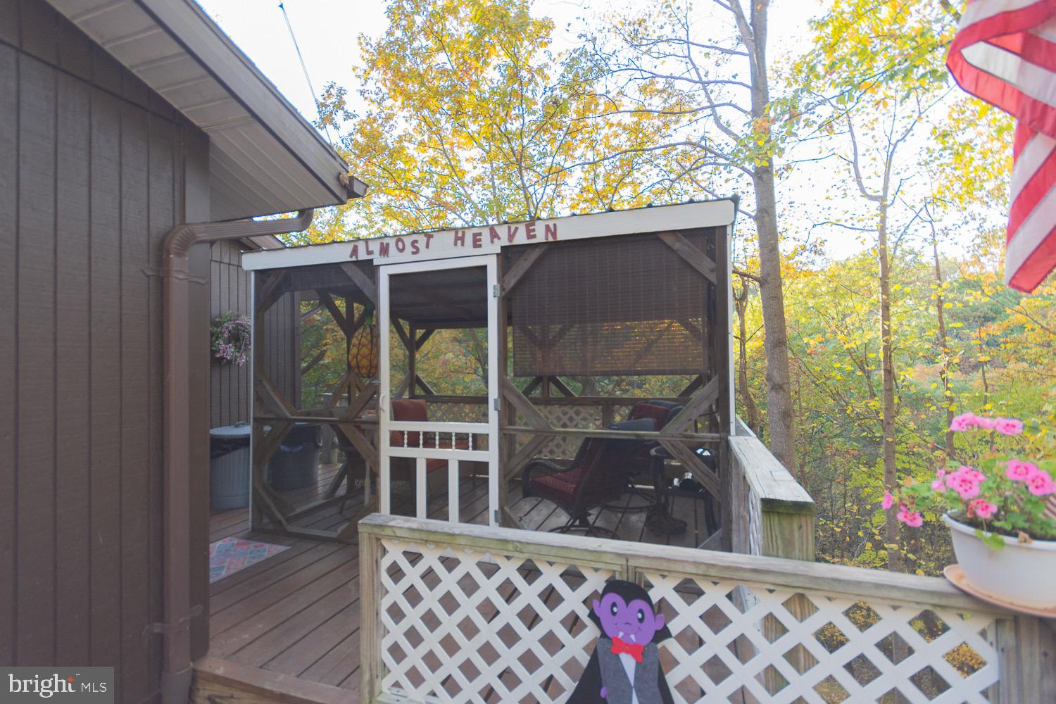 KEYES FERRY ACRES - Residential