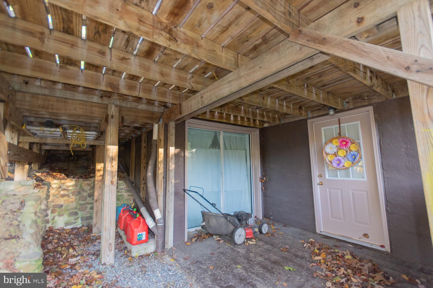 KEYES FERRY ACRES - Residential