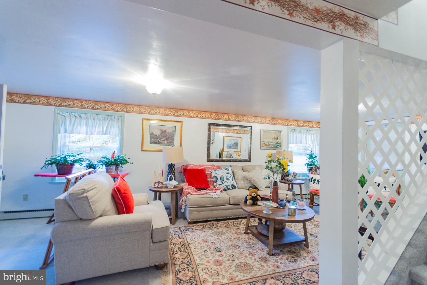 KEYES FERRY ACRES - Residential