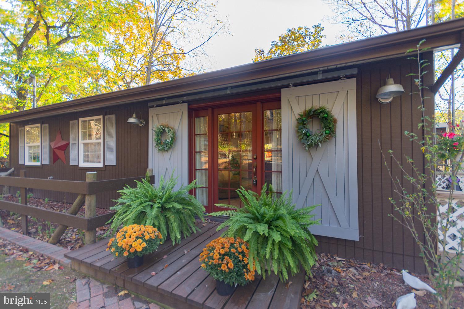 KEYES FERRY ACRES - Residential