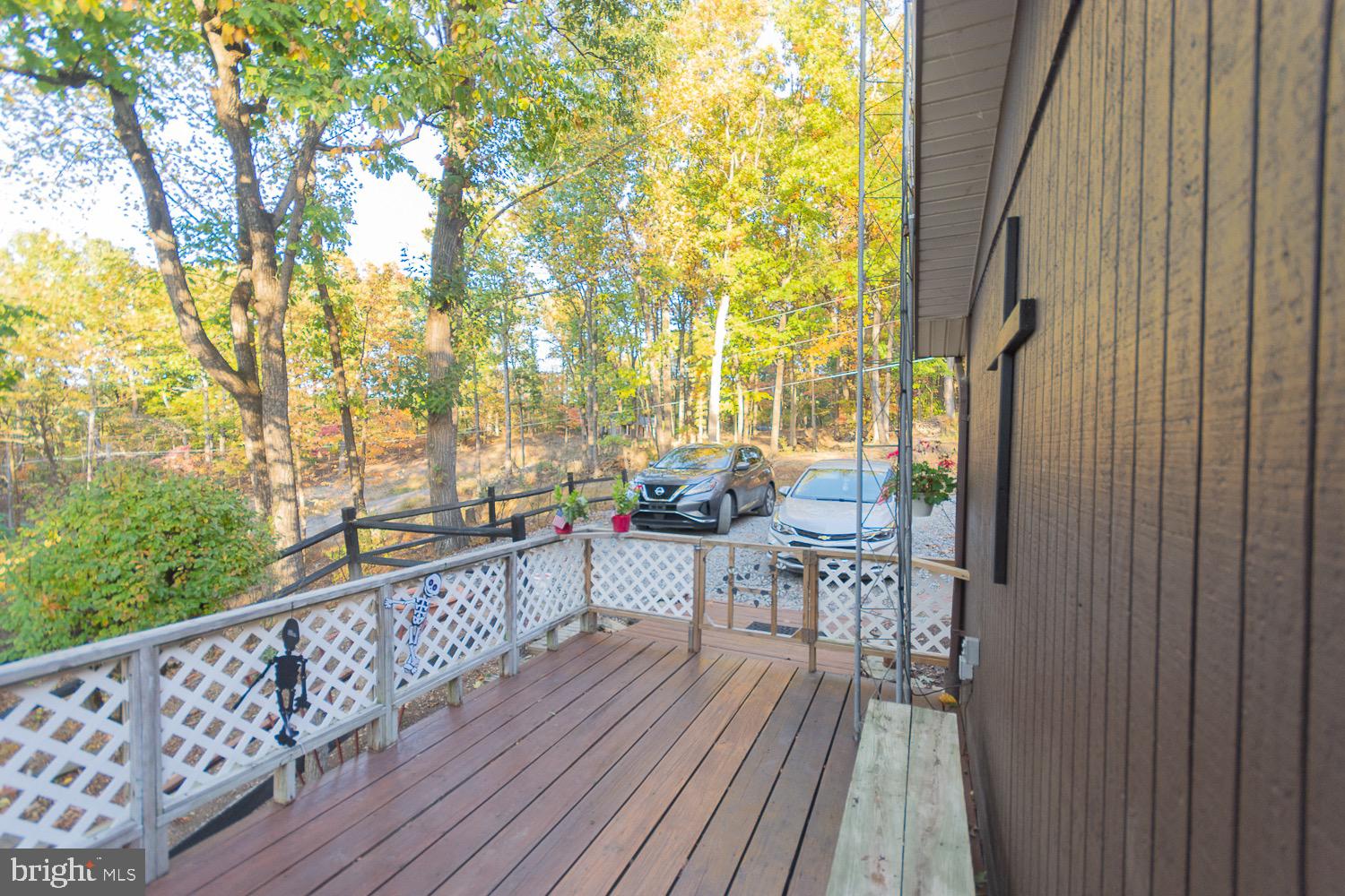 KEYES FERRY ACRES - Residential