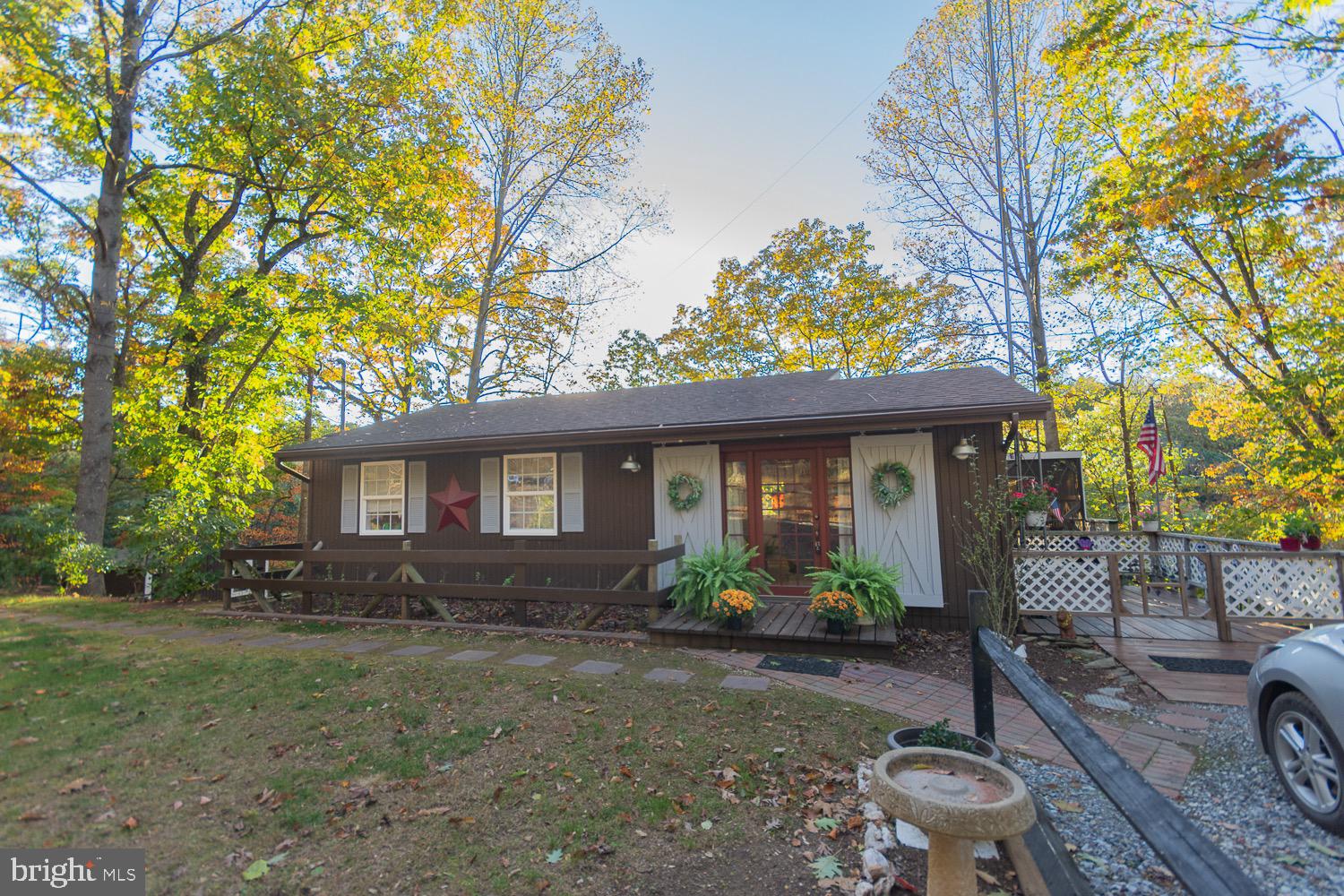 KEYES FERRY ACRES - Residential