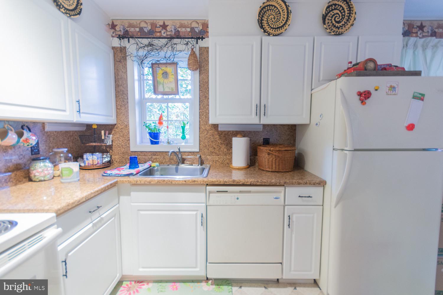 KEYES FERRY ACRES - Residential