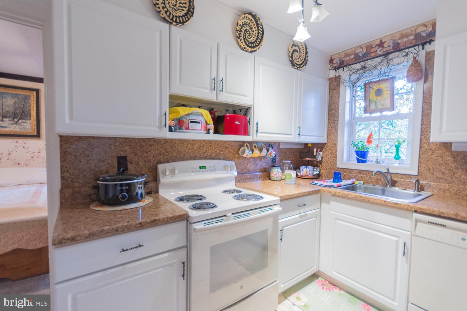 KEYES FERRY ACRES - Residential