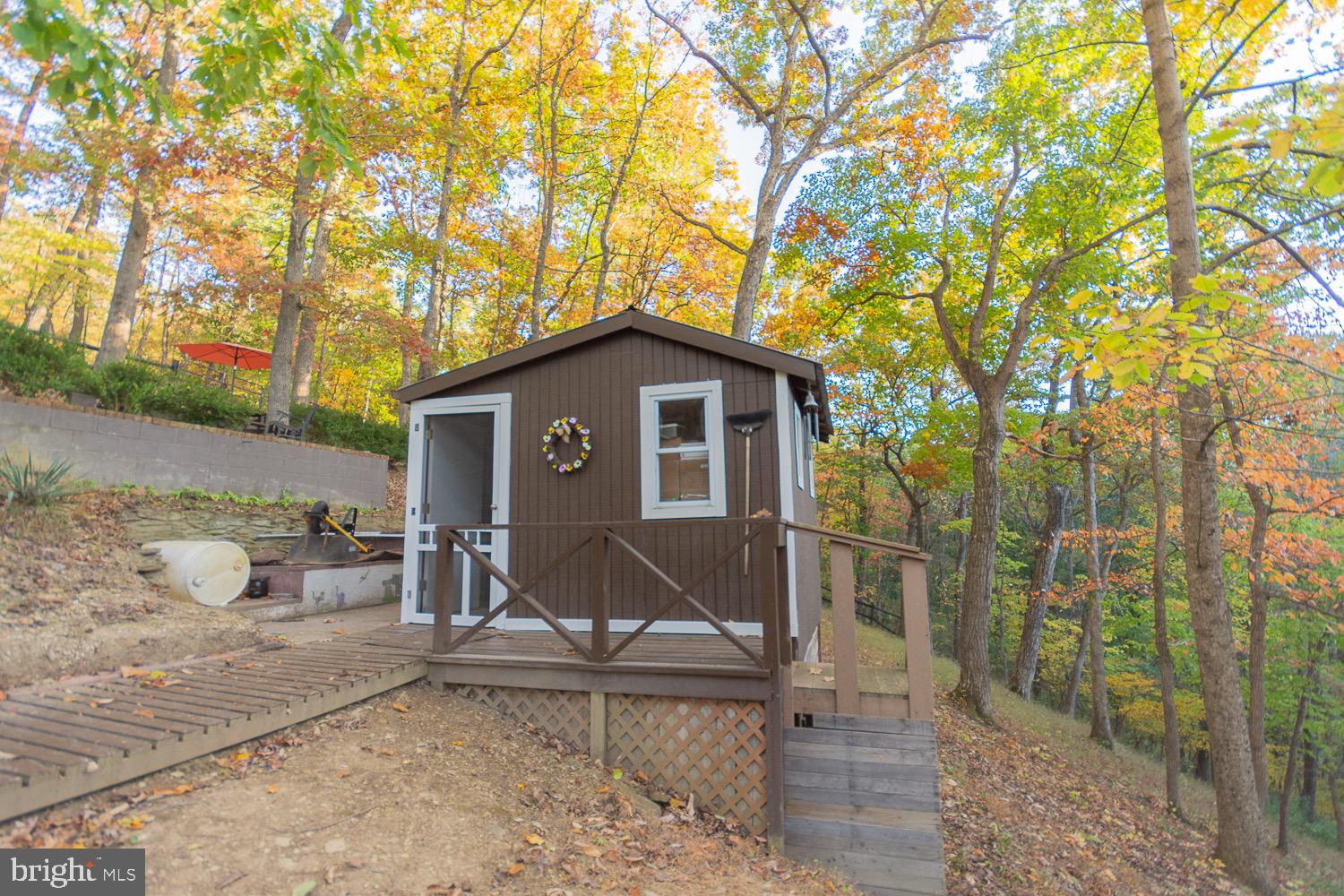 KEYES FERRY ACRES - Residential