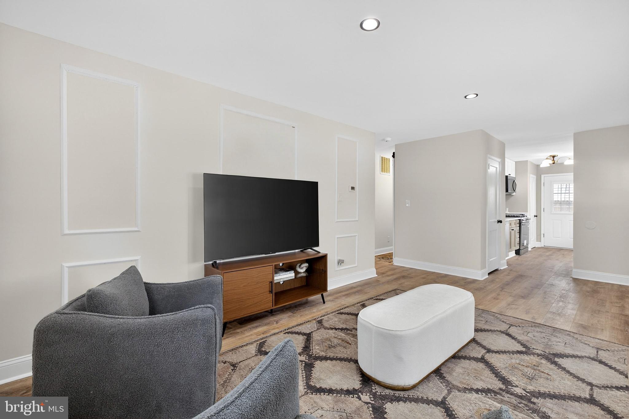 CASTLE HILLS - Residential