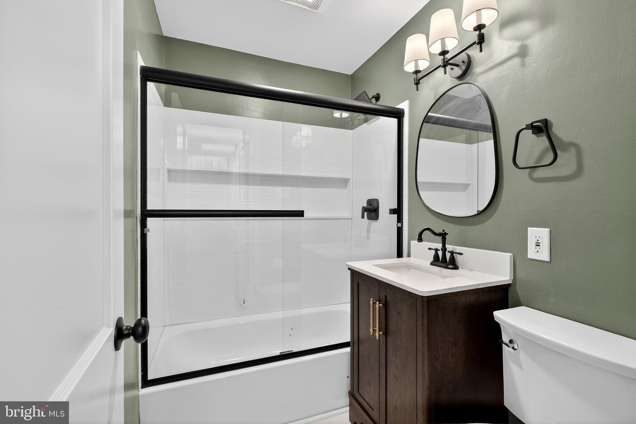 CASTLE HILLS - Residential