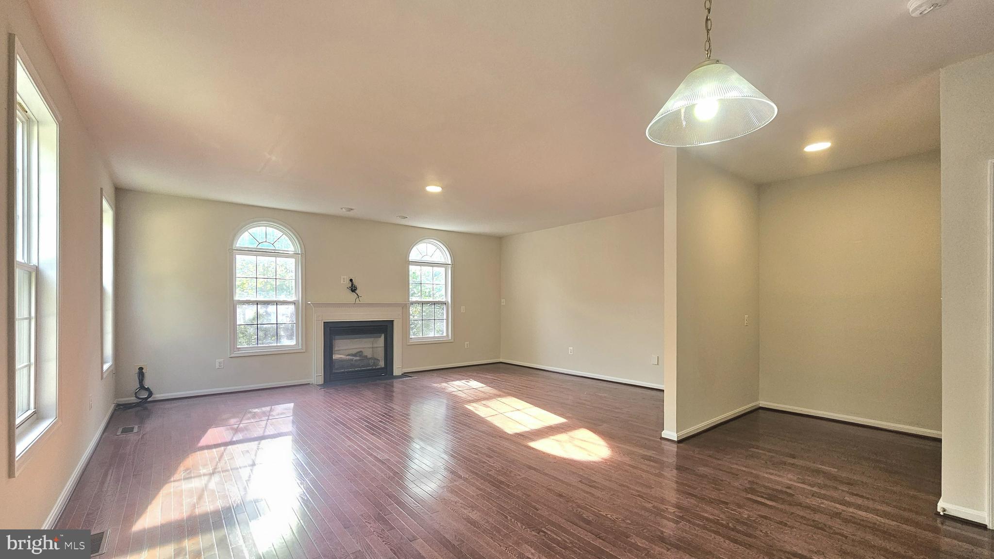 SEASONS LANDING - Residential Lease