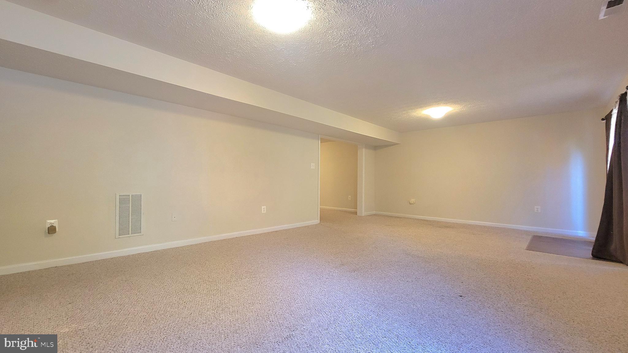 SEASONS LANDING - Residential Lease