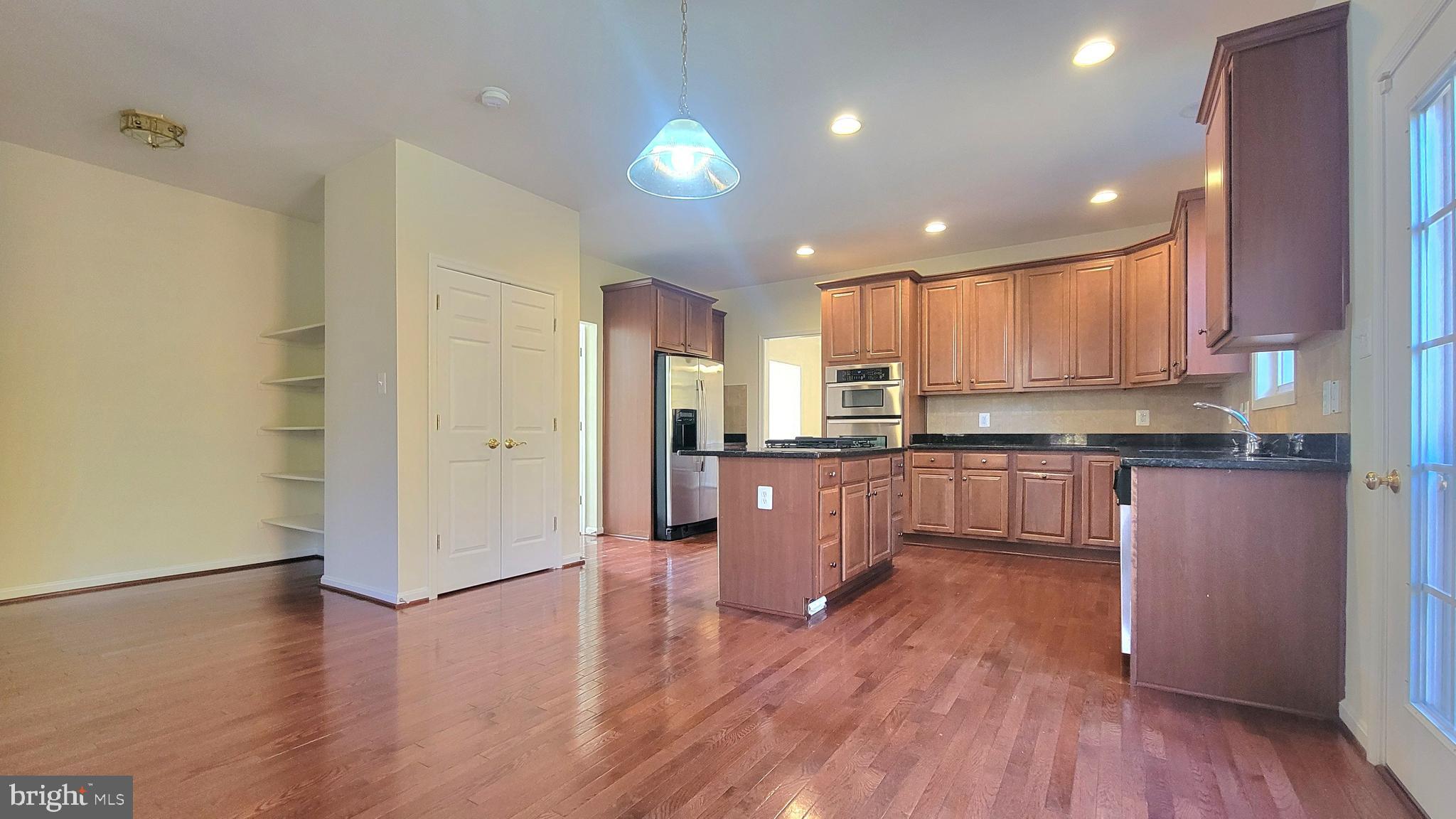 SEASONS LANDING - Residential Lease