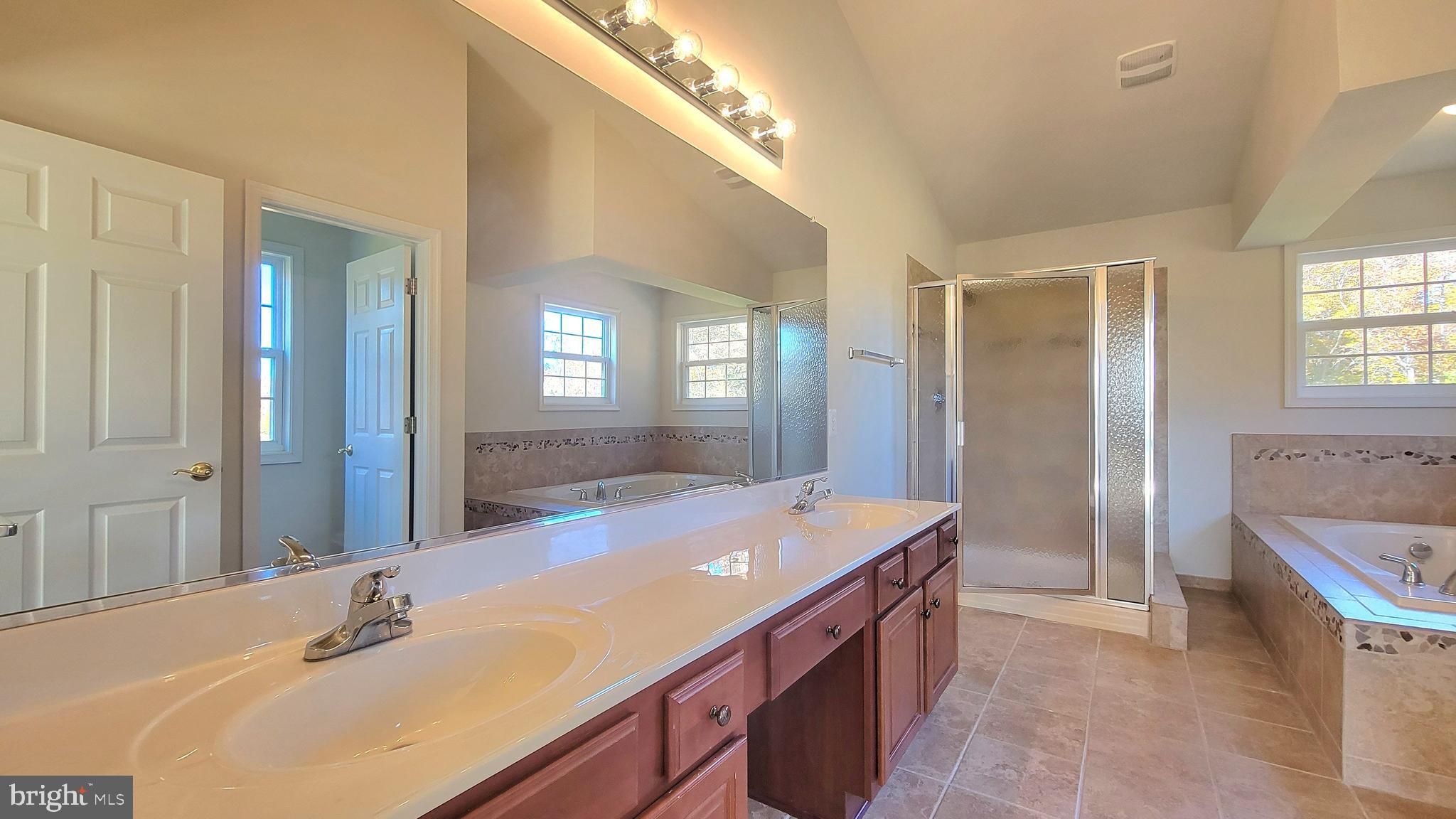 SEASONS LANDING - Residential Lease