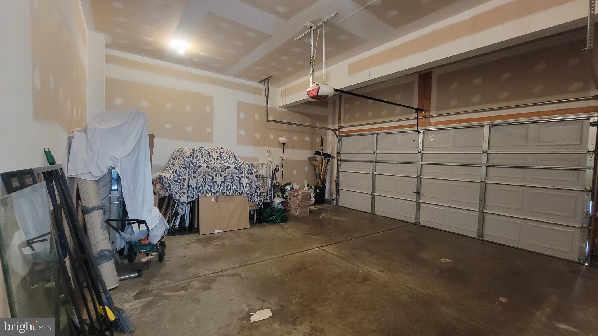 SEASONS LANDING - Residential Lease