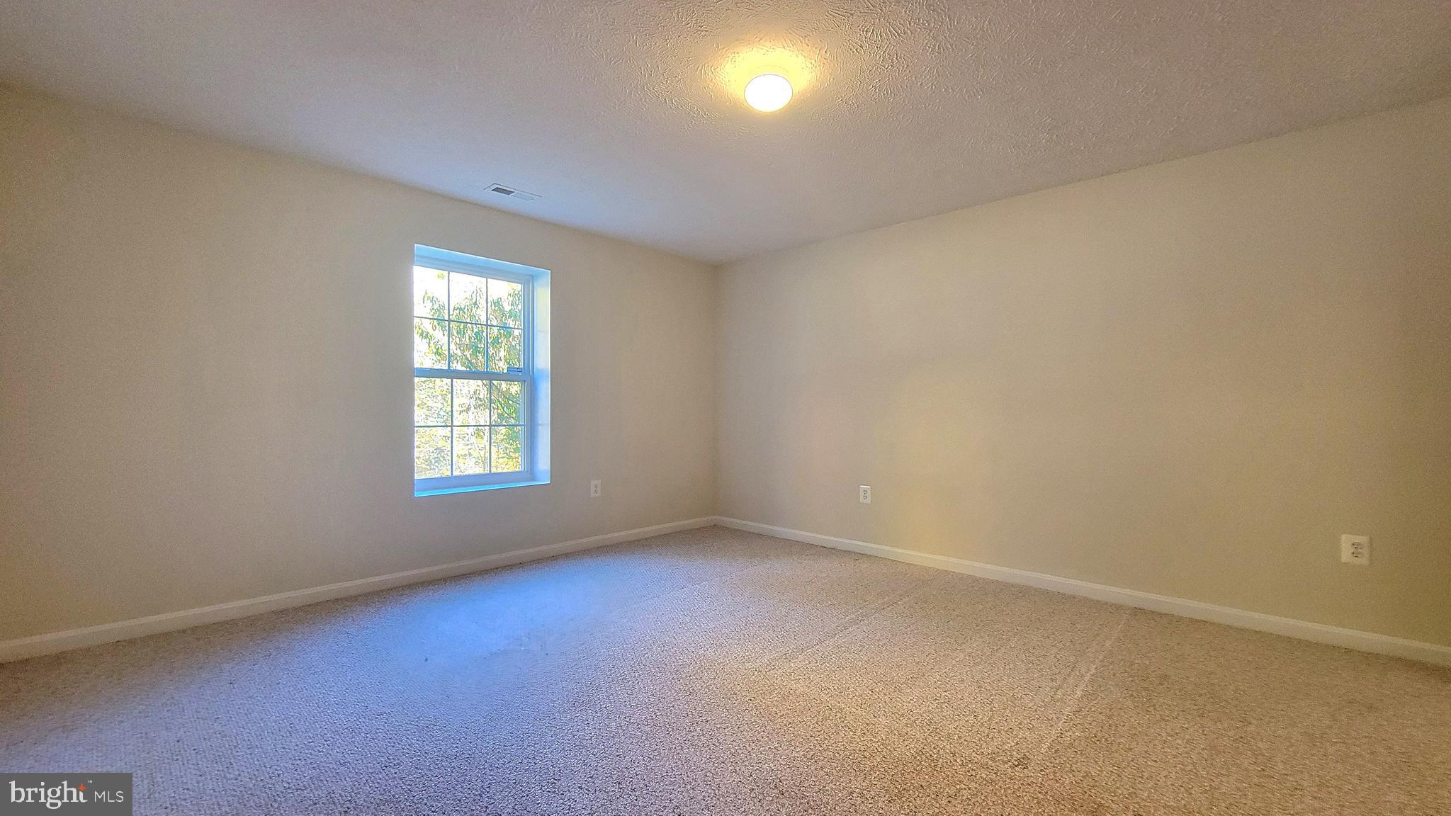 SEASONS LANDING - Residential Lease