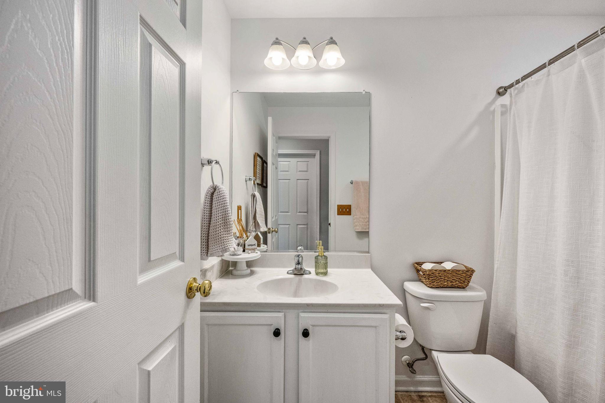 LAKE WILDERNESS - Residential