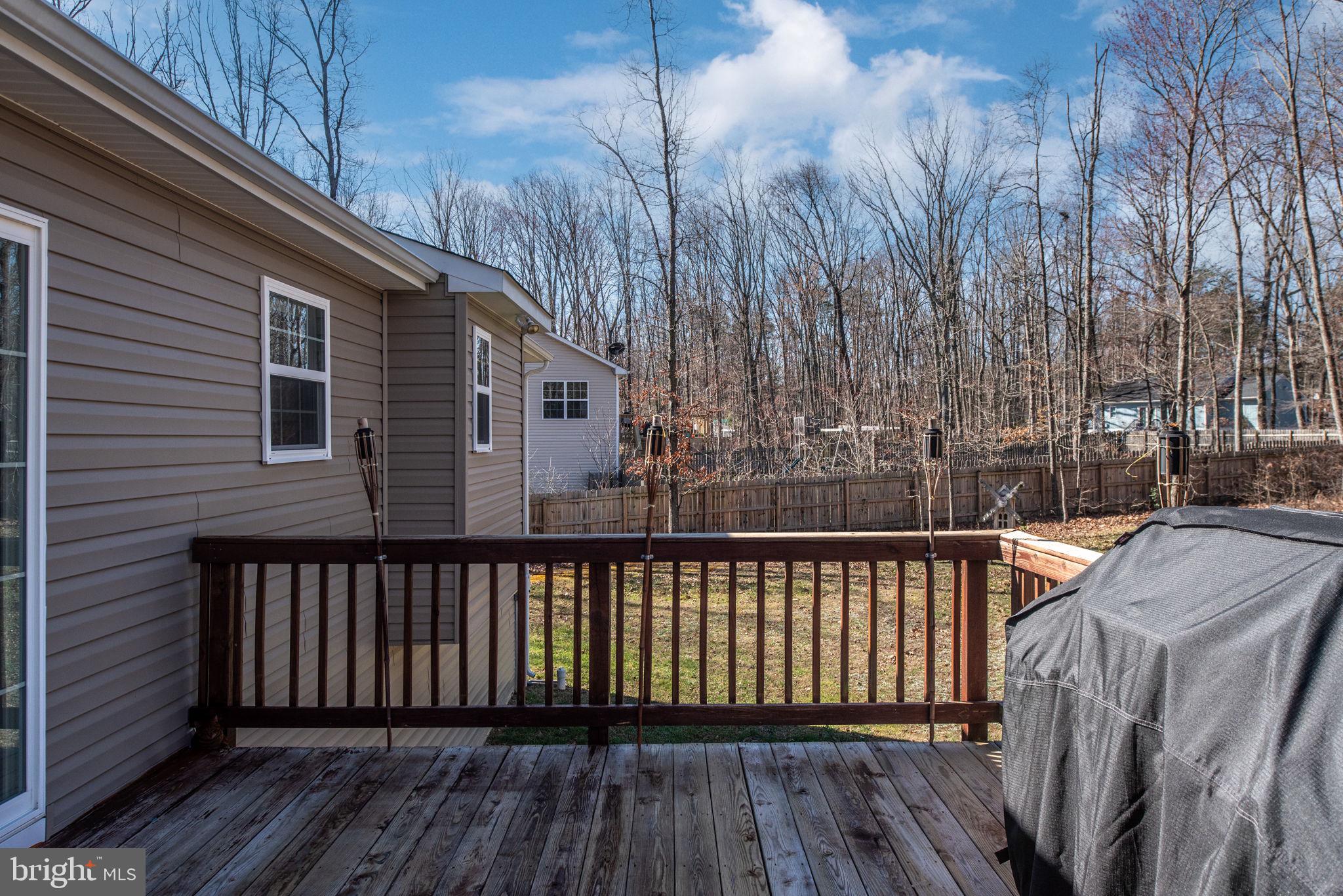 LAKE WILDERNESS - Residential