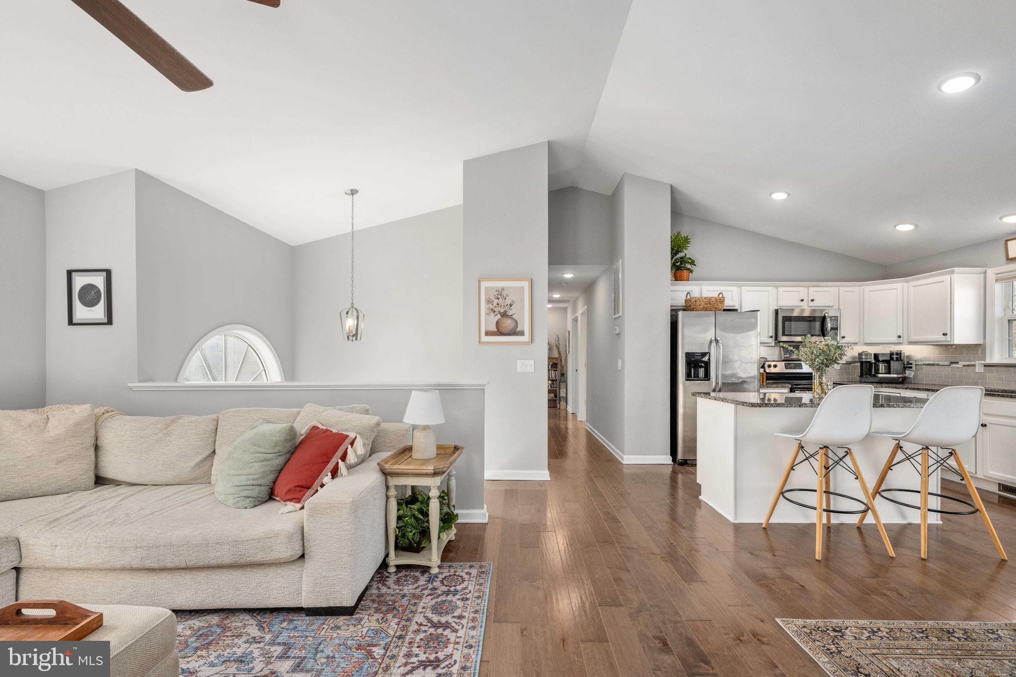 LAKE WILDERNESS - Residential