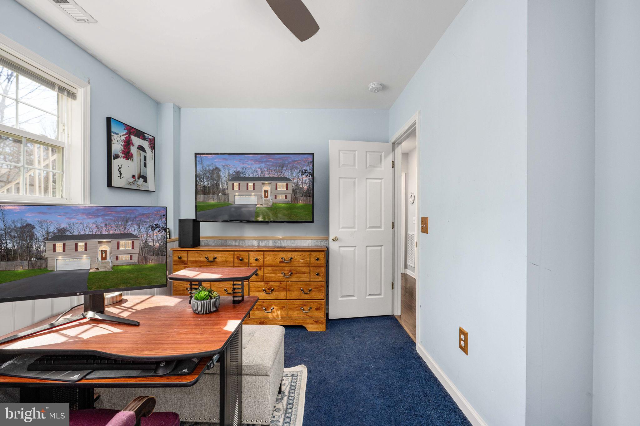 LAKE WILDERNESS - Residential