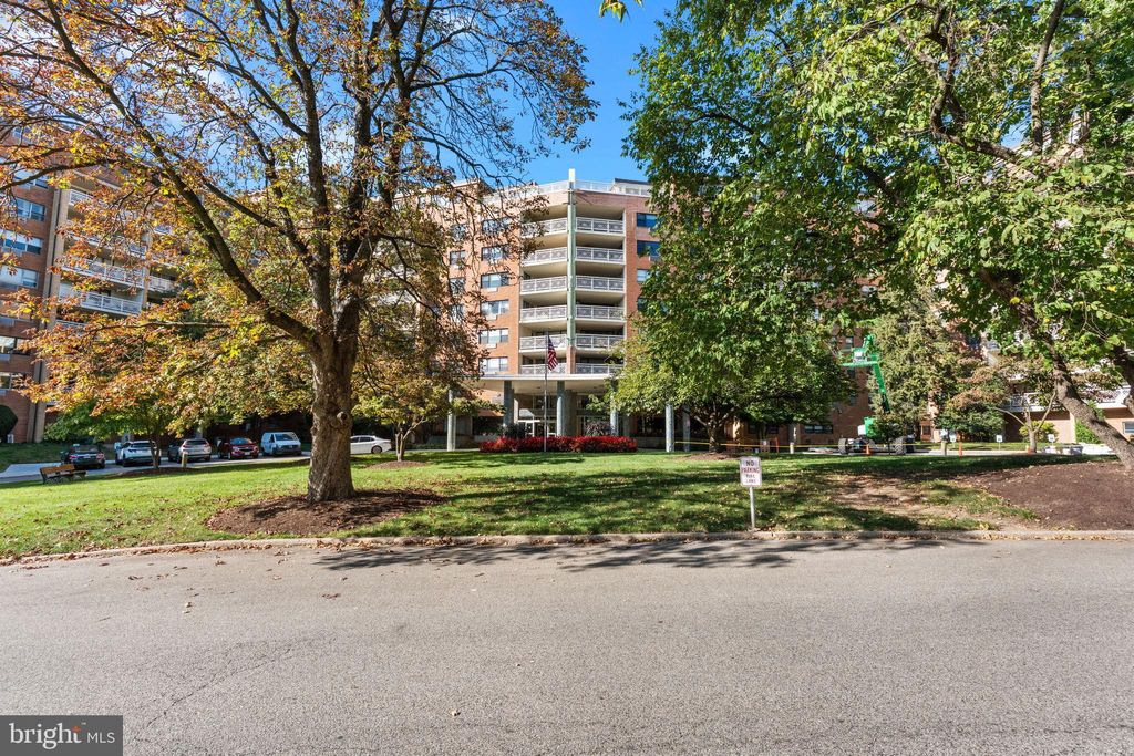 Photo of 7900 Old York Road #414-A, ELKINS PARK, PA 19027 (MLS # PAMC2156786)