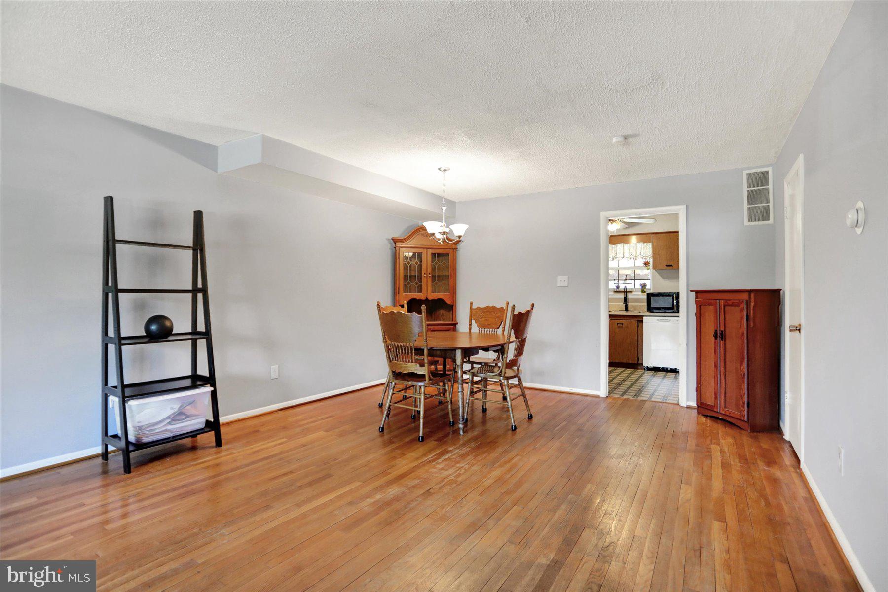 HUNTSMOOR VILLAGE NORTH - Residential