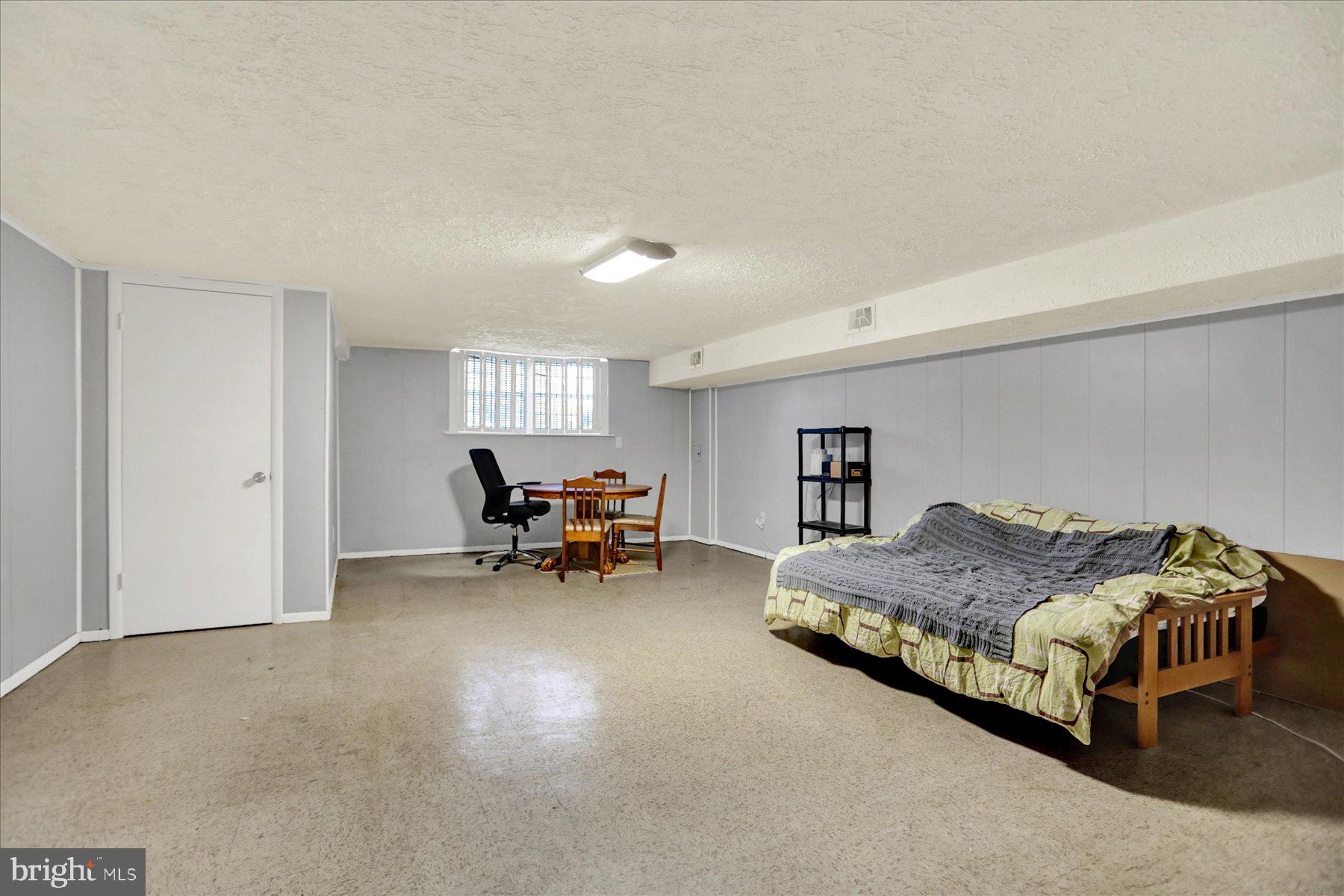 HUNTSMOOR VILLAGE NORTH - Residential