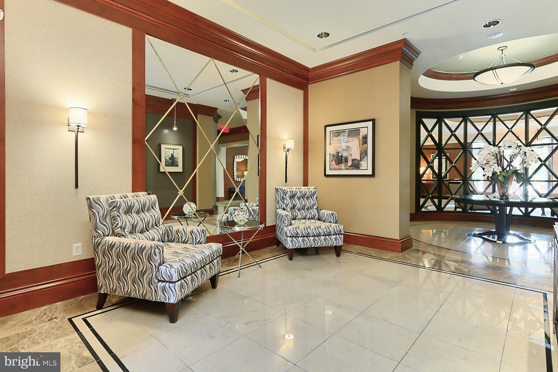 ONE PARK CREST CONDOMINIUM - Residential Lease