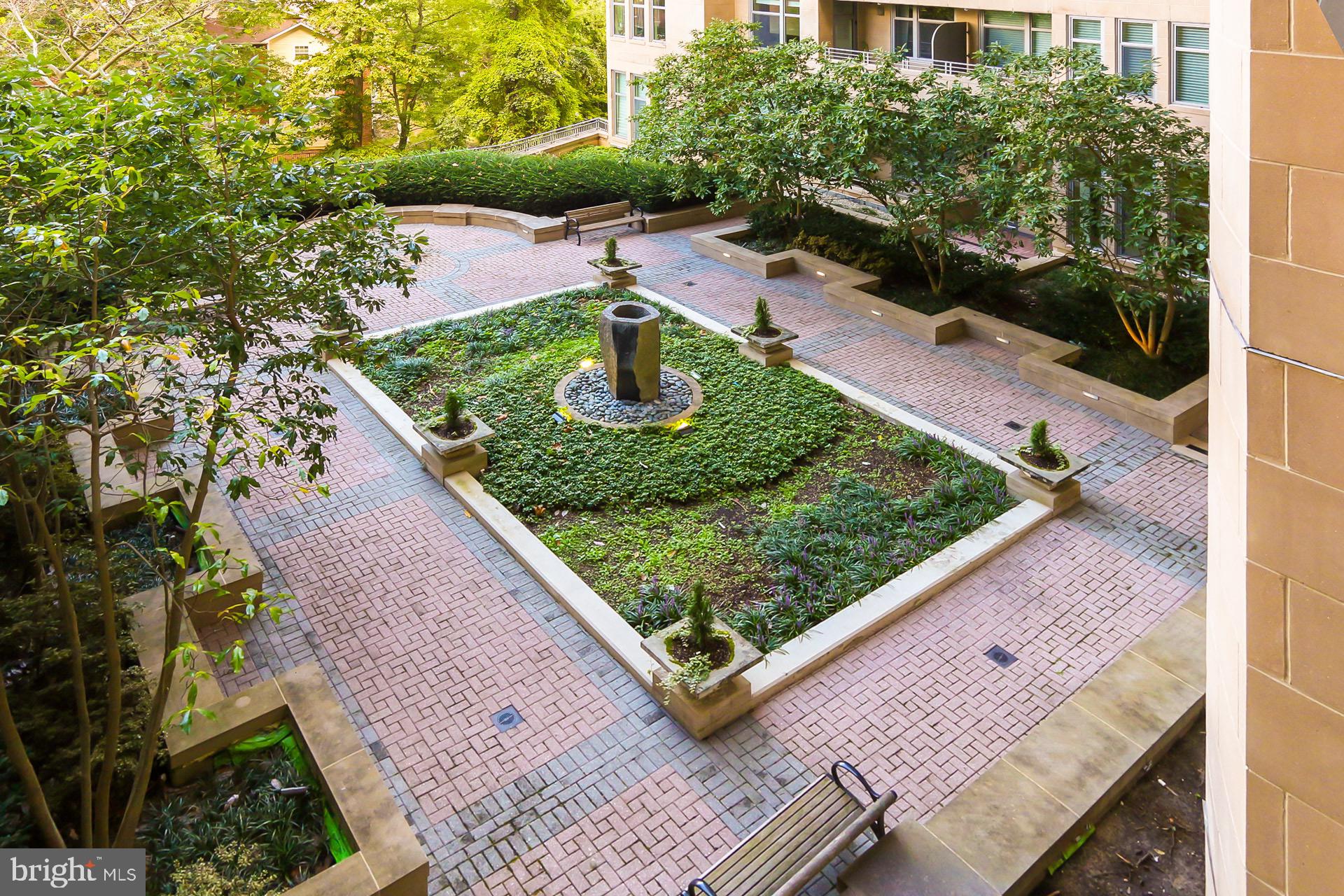 ONE PARK CREST CONDOMINIUM - Residential Lease